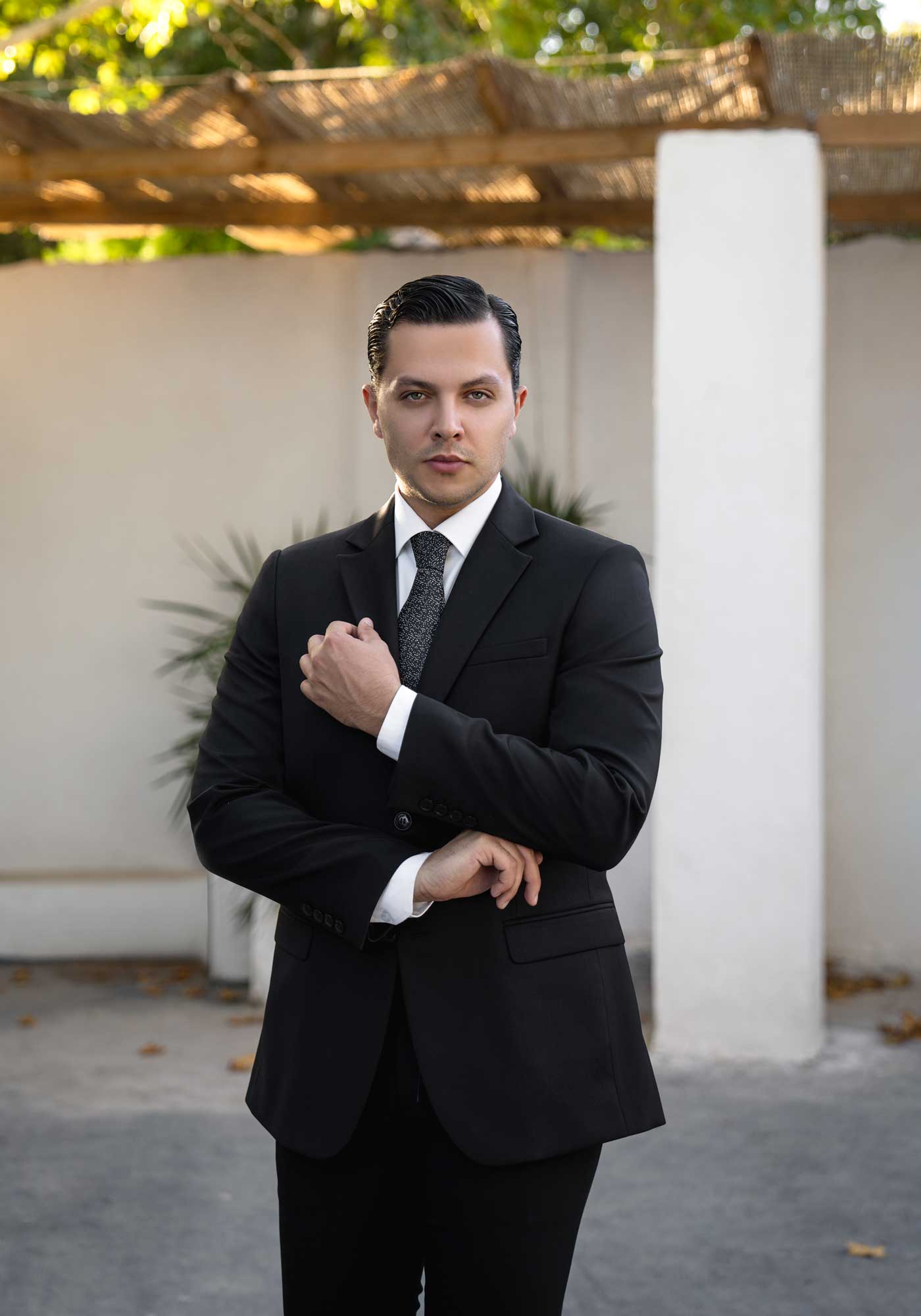 کت و شلوار دو دکمه یقه انگلیسی مشکی