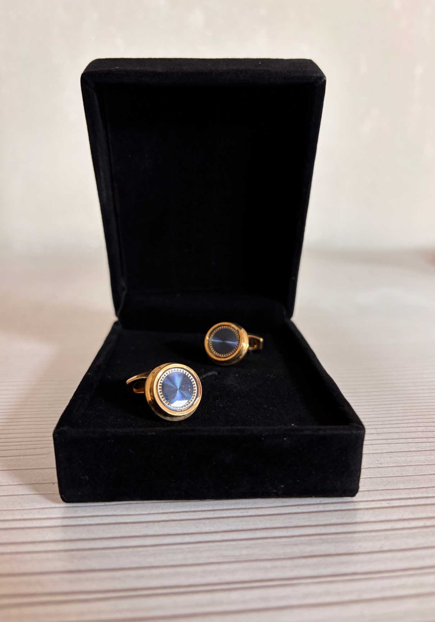 دکمه سردست کد D01