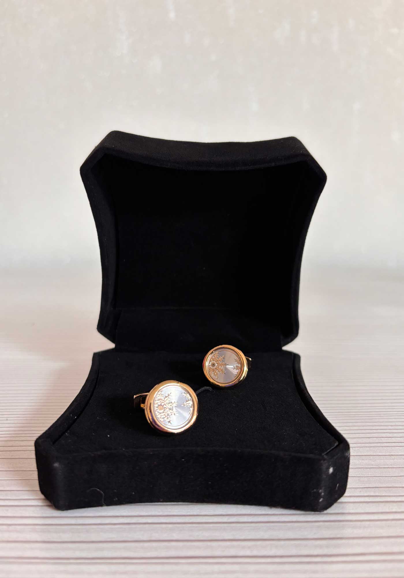 دکمه سردست کد D24