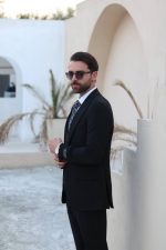 کت‌وشلوار مشکی مردانه در استایل اداری