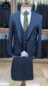 راهنمای انتخاب پارچه مناسب کت و شلوار برای فصول مختلف